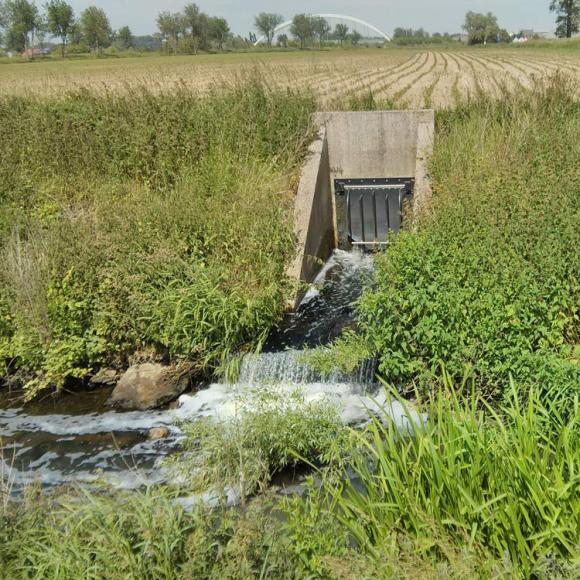 overstort in beek
