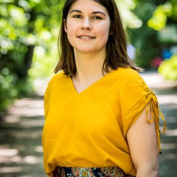 HR Assistant Tina Quaeyhaegens